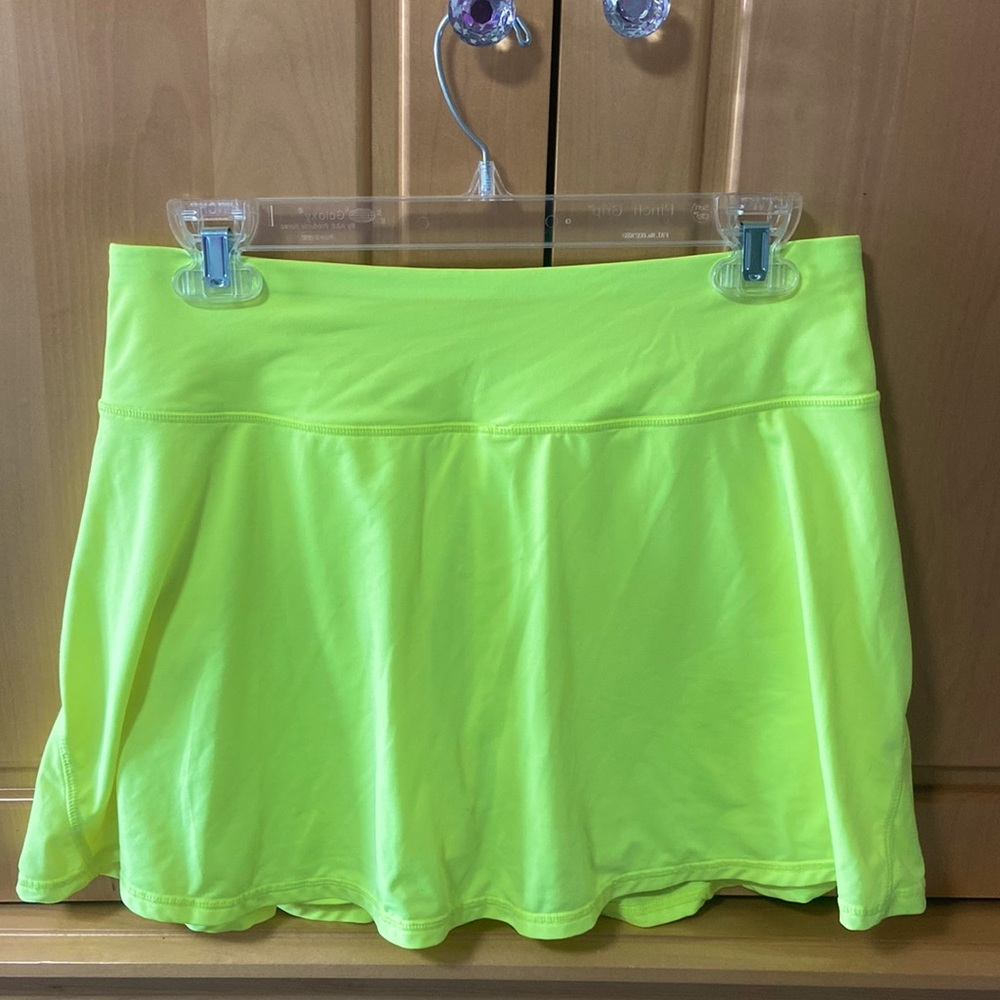 Kyodan neon yellow golf skirt/tennis skirt - size medium